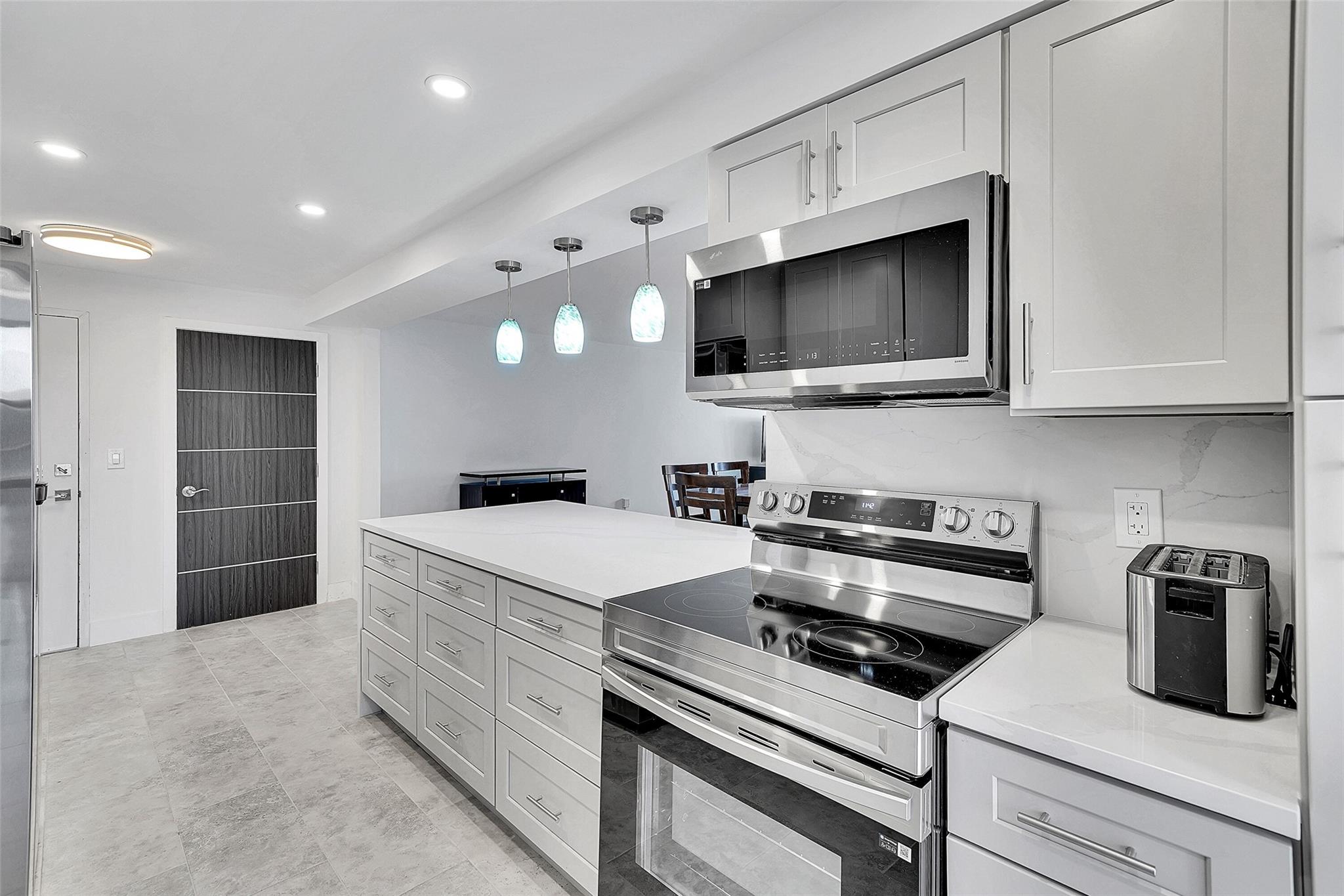 2301 S Ocean Dr 1701