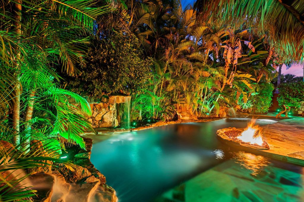 Photo of 7685 NW 61st Terrace, Parkland, FL 33067 (MLS # B26015501)