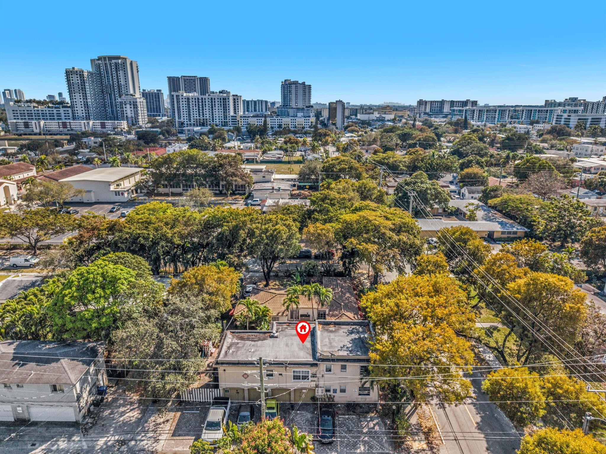 Hollywood 1-21 B - Residential Lease