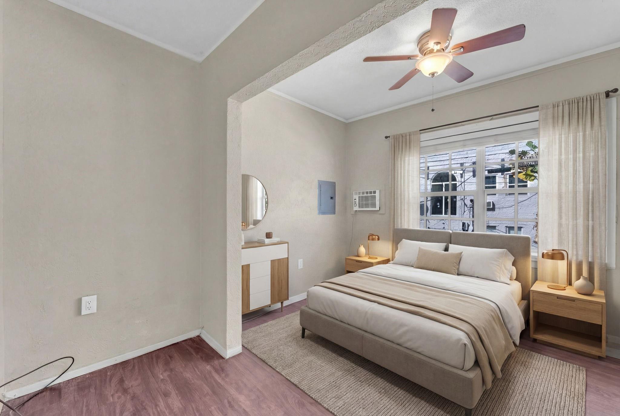 Hollywood 1-21 B - Residential Lease