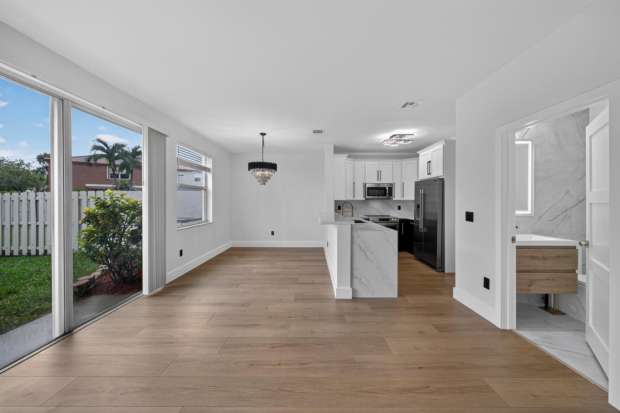 775 NW 154th Avenue