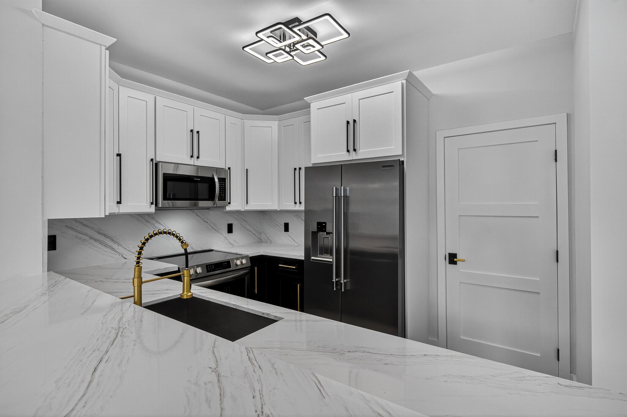 775 NW 154th Avenue