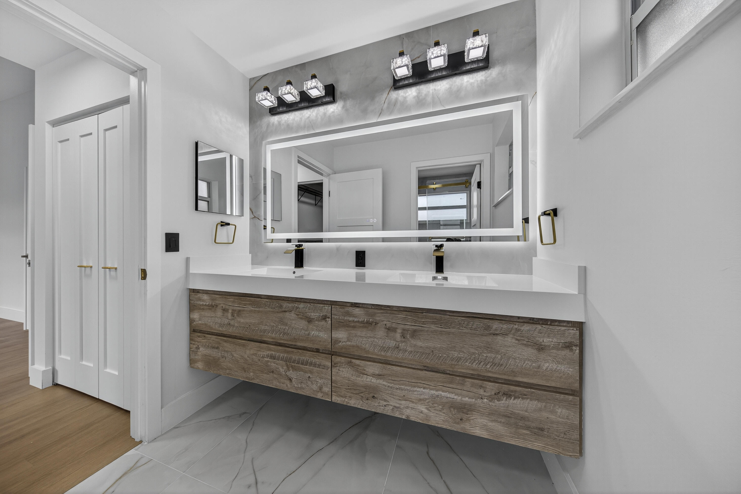 TOWNGATE/PARKVIEW - Residential