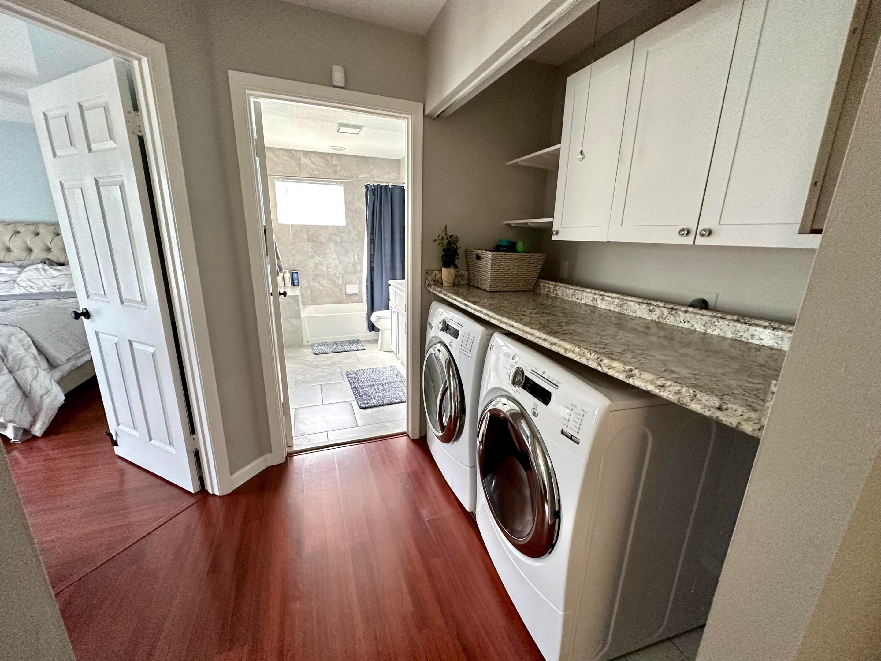 EMERALD FOREST OF WELLINGTON - Residential Lease