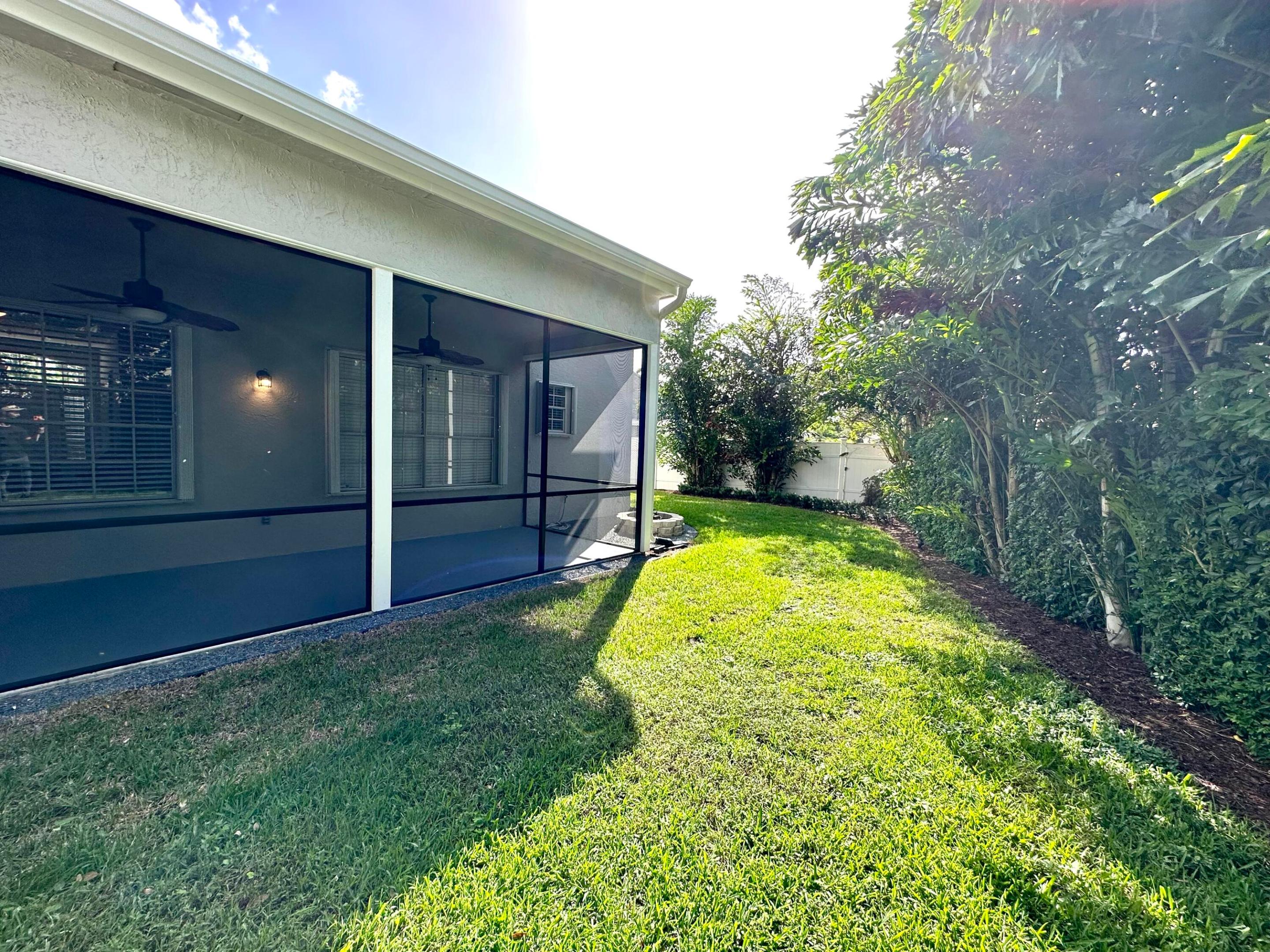 EMERALD FOREST OF WELLINGTON - Residential Lease