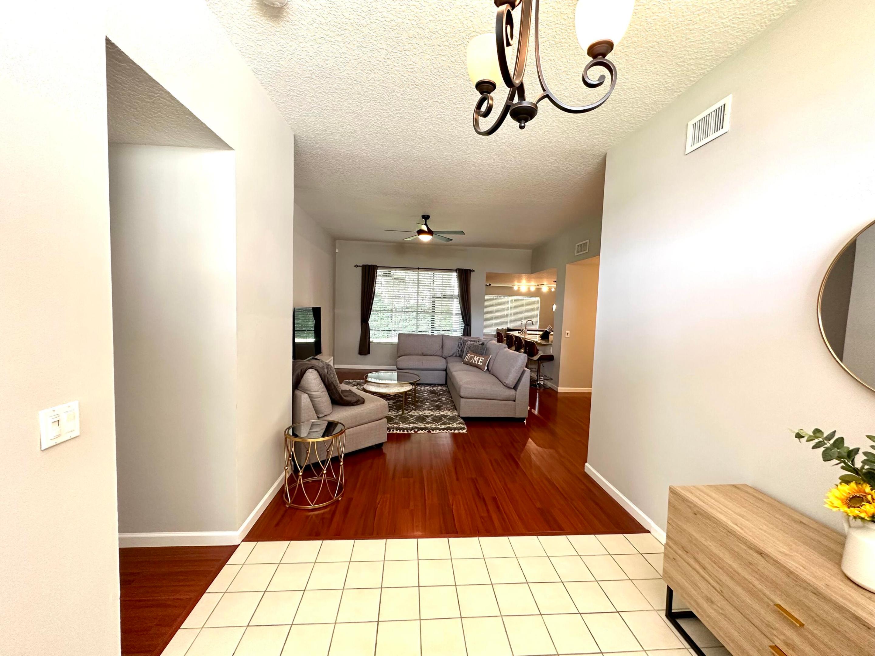 EMERALD FOREST OF WELLINGTON - Residential Lease