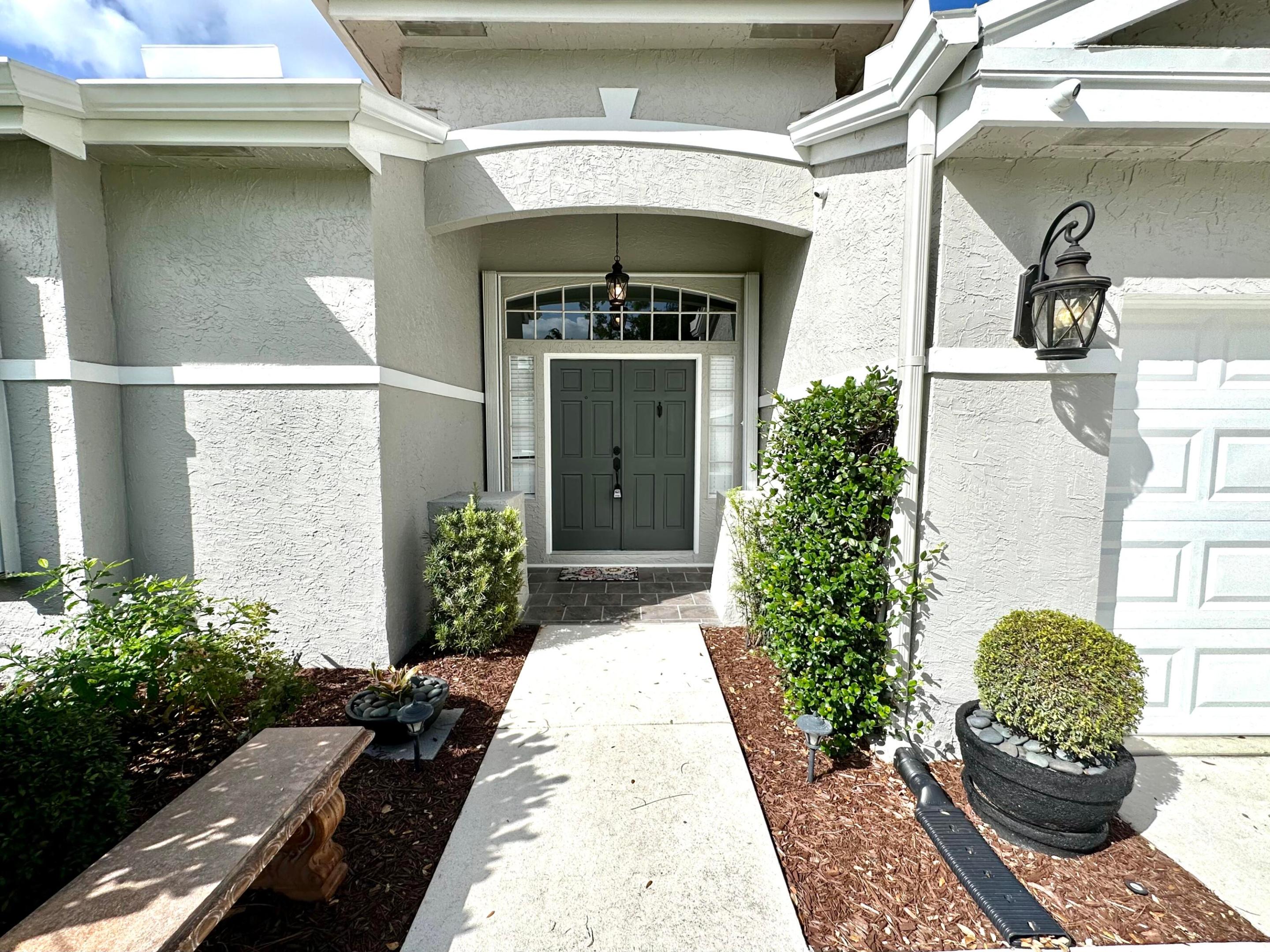 EMERALD FOREST OF WELLINGTON - Residential Lease