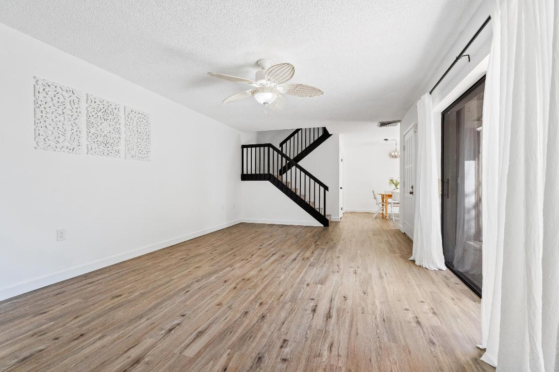 SUNSET TRACE AT MARTIN DOWNS (AKA MARTIN DOWNS PLA - Residential