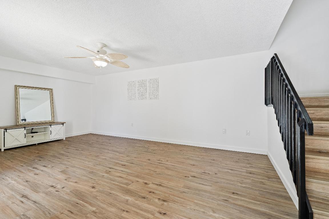 SUNSET TRACE AT MARTIN DOWNS (AKA MARTIN DOWNS PLA - Residential