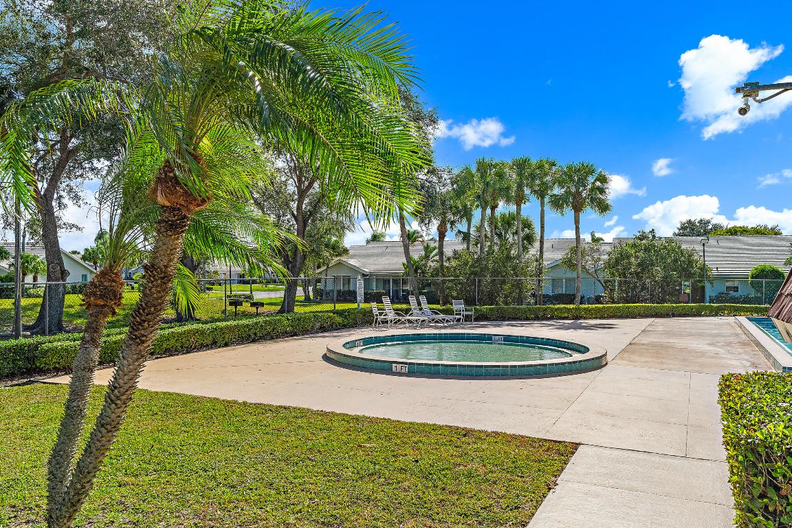 SUNSET TRACE AT MARTIN DOWNS (AKA MARTIN DOWNS PLA - Residential