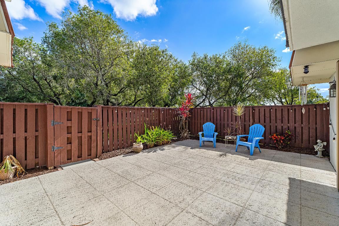 3104 SW Sunset Trace Circle