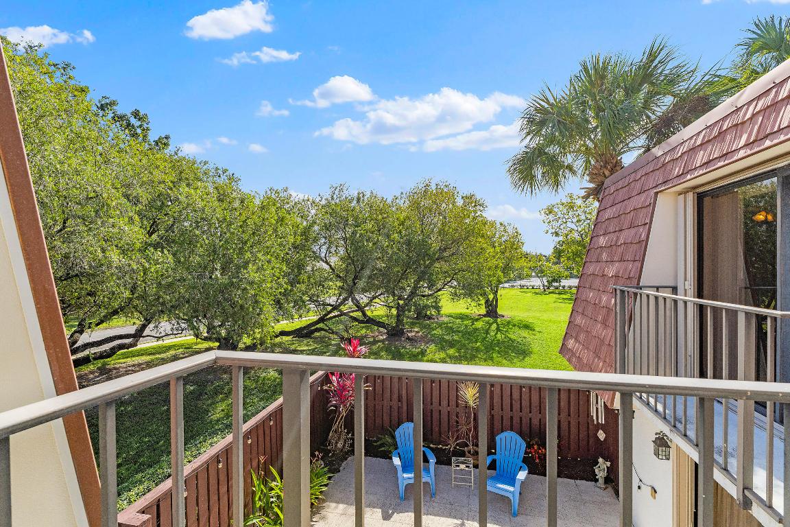 SUNSET TRACE AT MARTIN DOWNS (AKA MARTIN DOWNS PLA - Residential