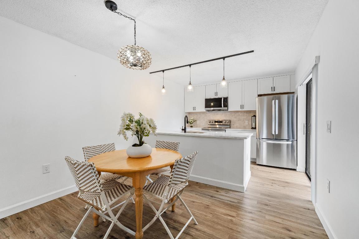 SUNSET TRACE AT MARTIN DOWNS (AKA MARTIN DOWNS PLA - Residential