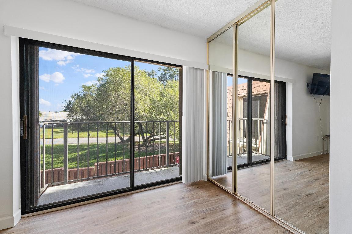 SUNSET TRACE AT MARTIN DOWNS (AKA MARTIN DOWNS PLA - Residential