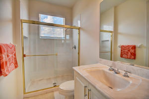 VALENCIA SHORES 4 - Residential