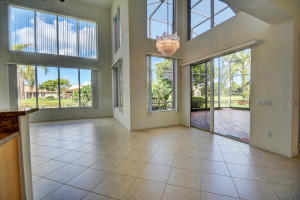 VALENCIA SHORES 4 - Residential