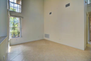 VALENCIA SHORES 4 - Residential