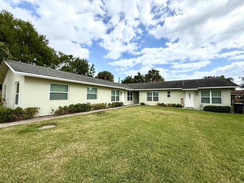 8746 Sunset Drive Palm Beach Gardens FL 33410