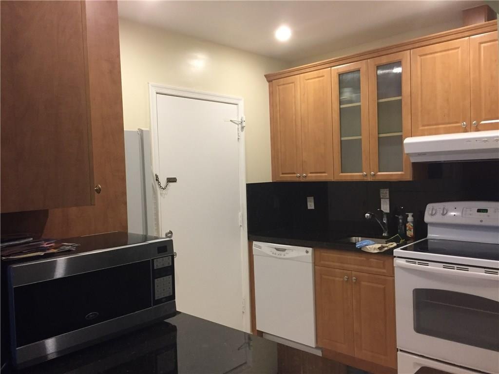 2220 NE 68th Street 1031