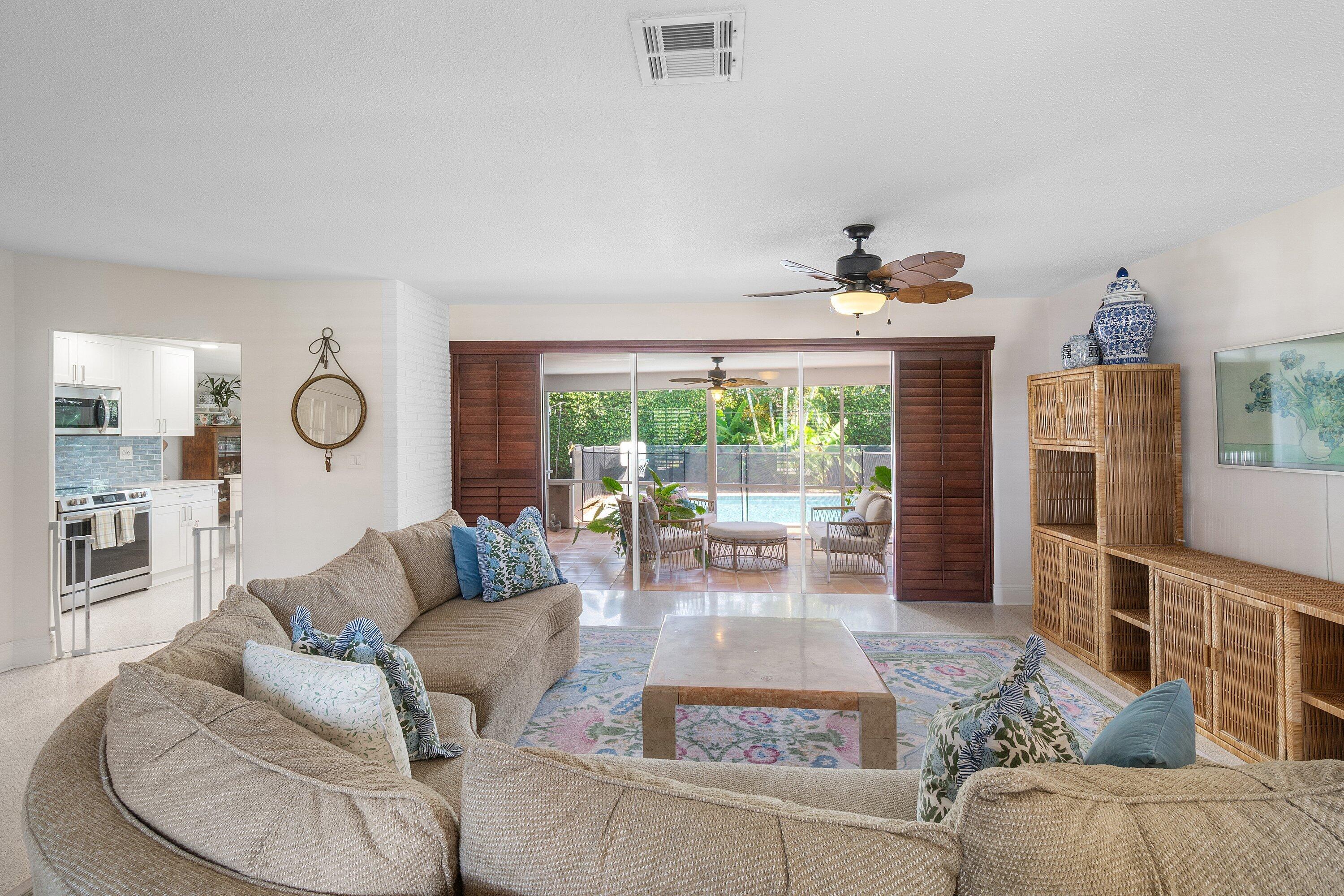 943 SW 5th Street