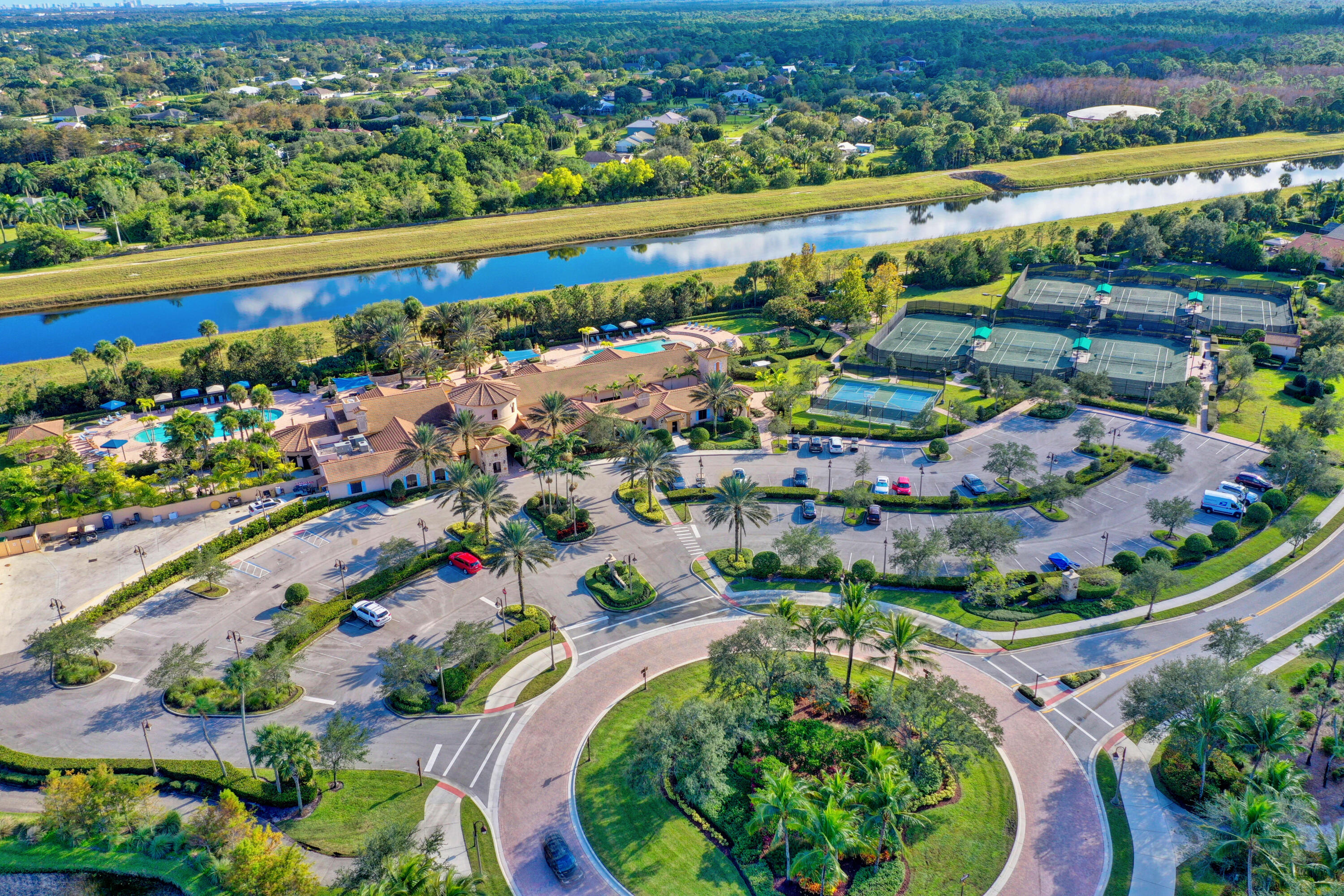 JUPITER COUNTRY CLUB - Residential