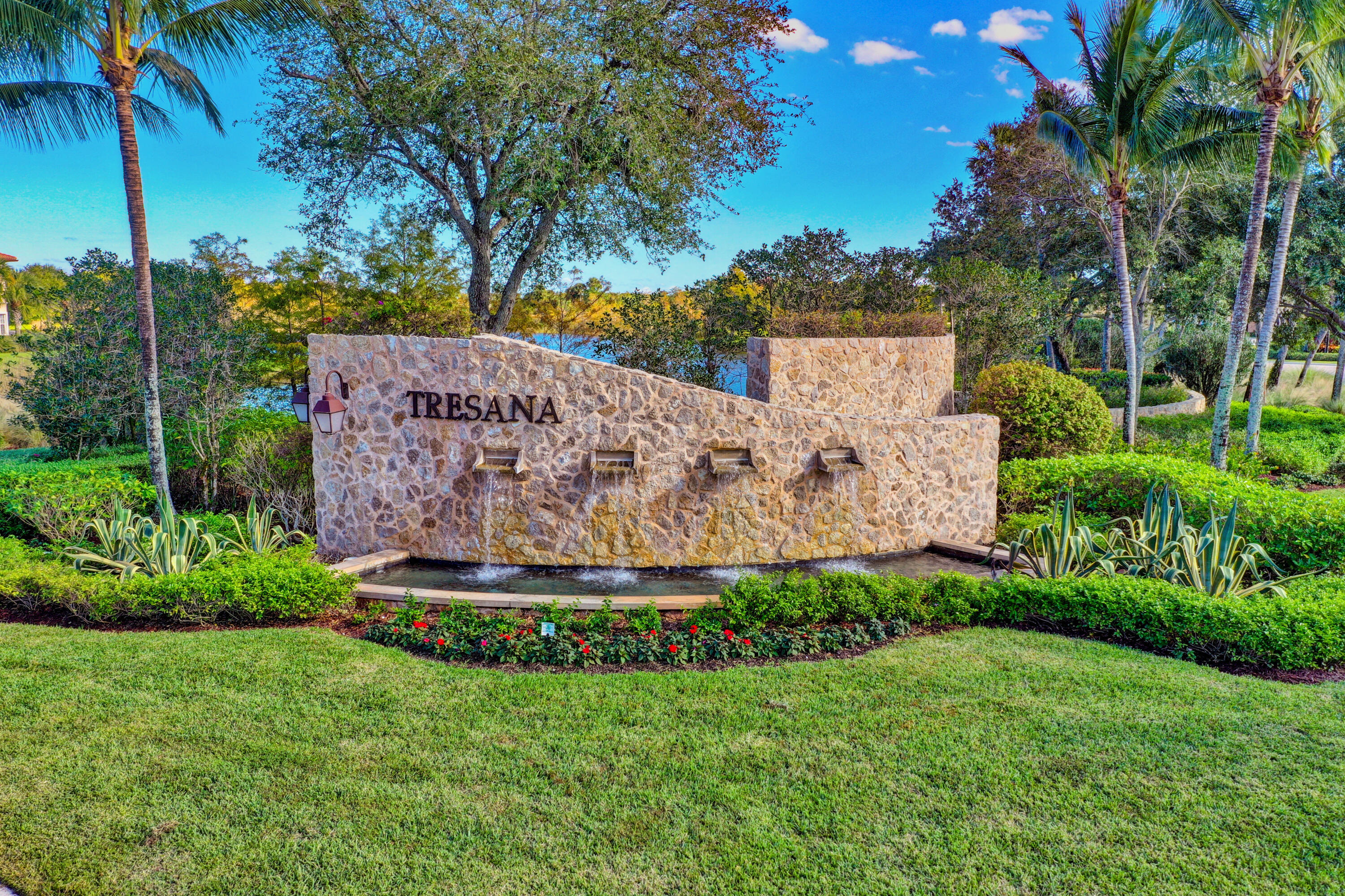 JUPITER COUNTRY CLUB - Residential