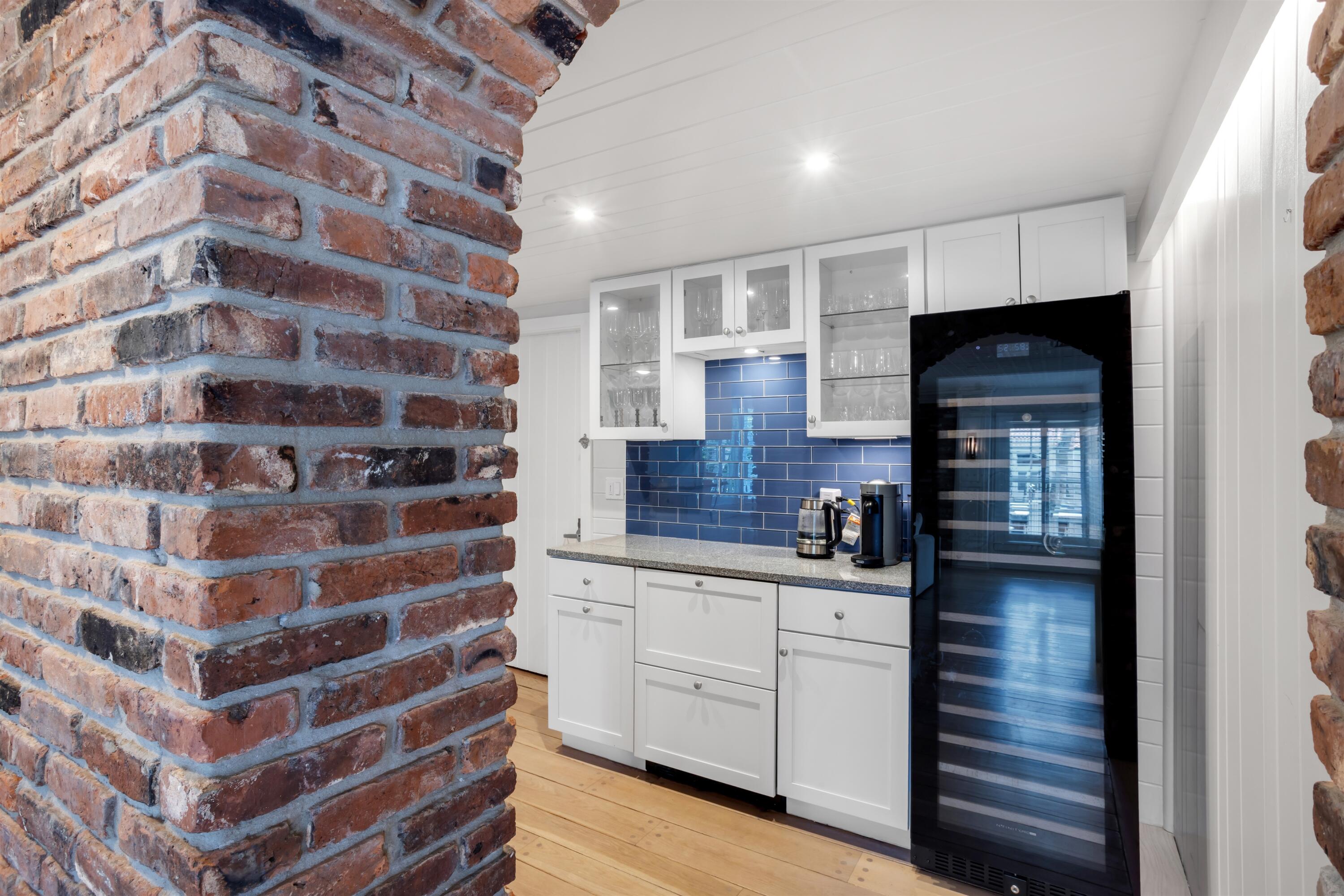 CORAL ISLES - Residential