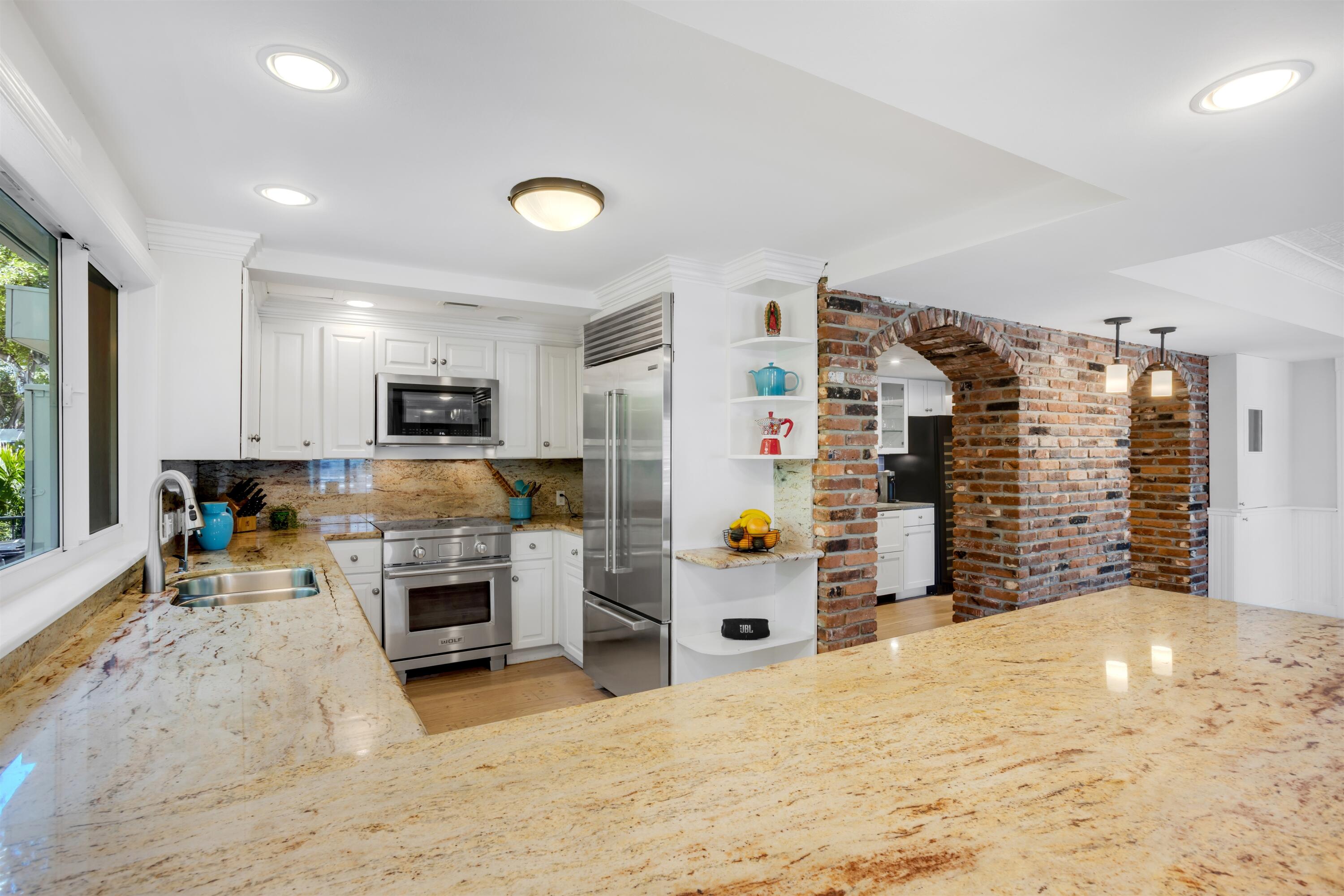 CORAL ISLES - Residential