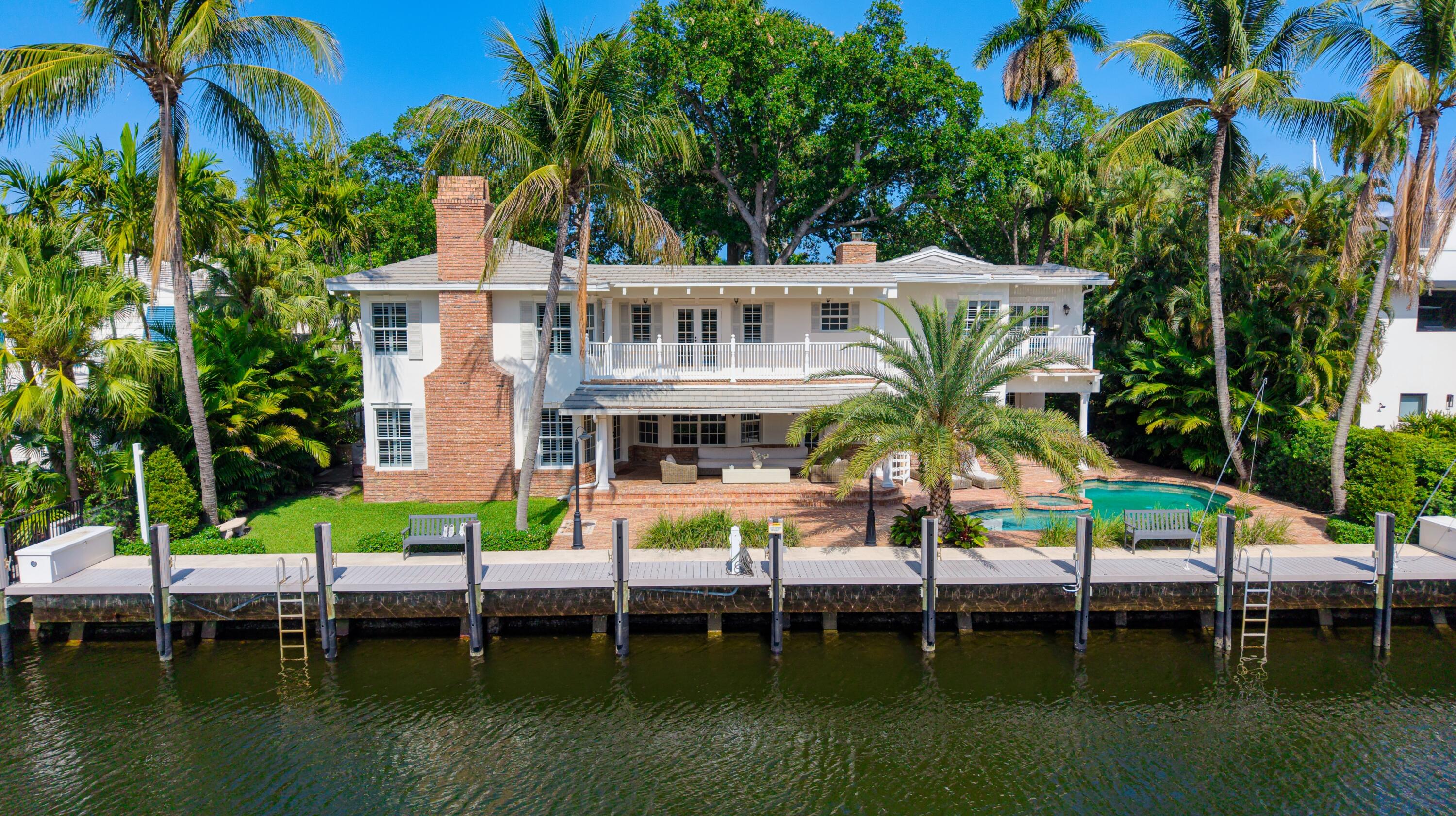 CORAL ISLES - Residential
