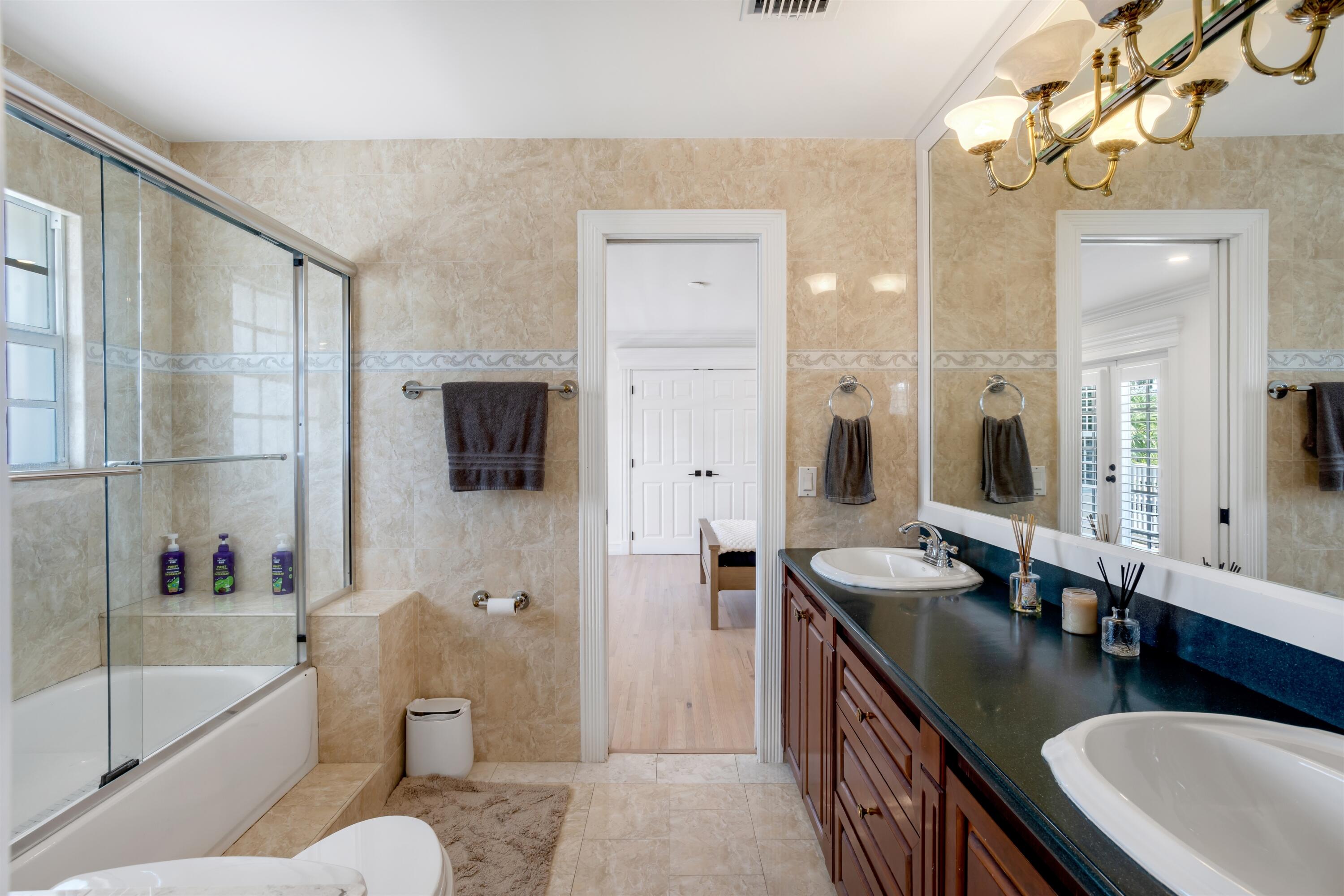 CORAL ISLES - Residential