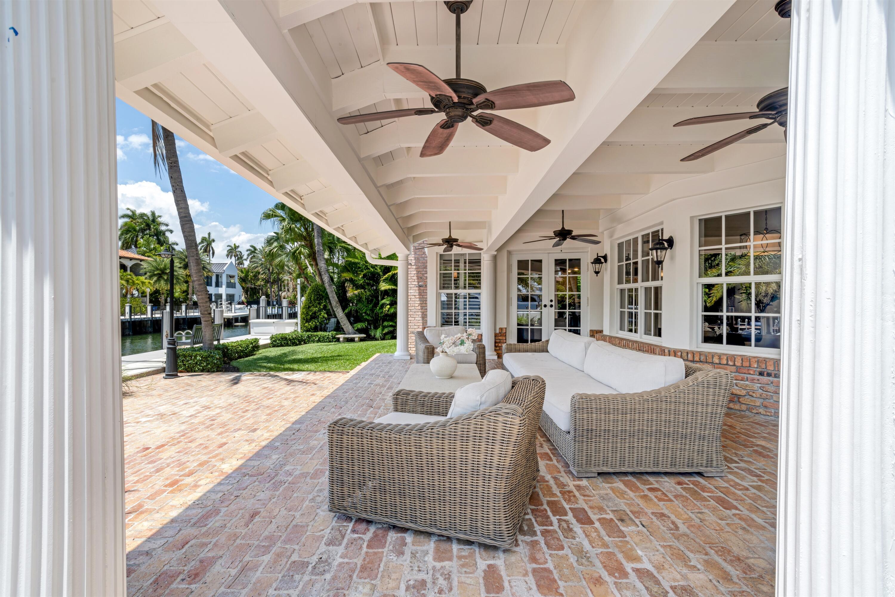 CORAL ISLES - Residential