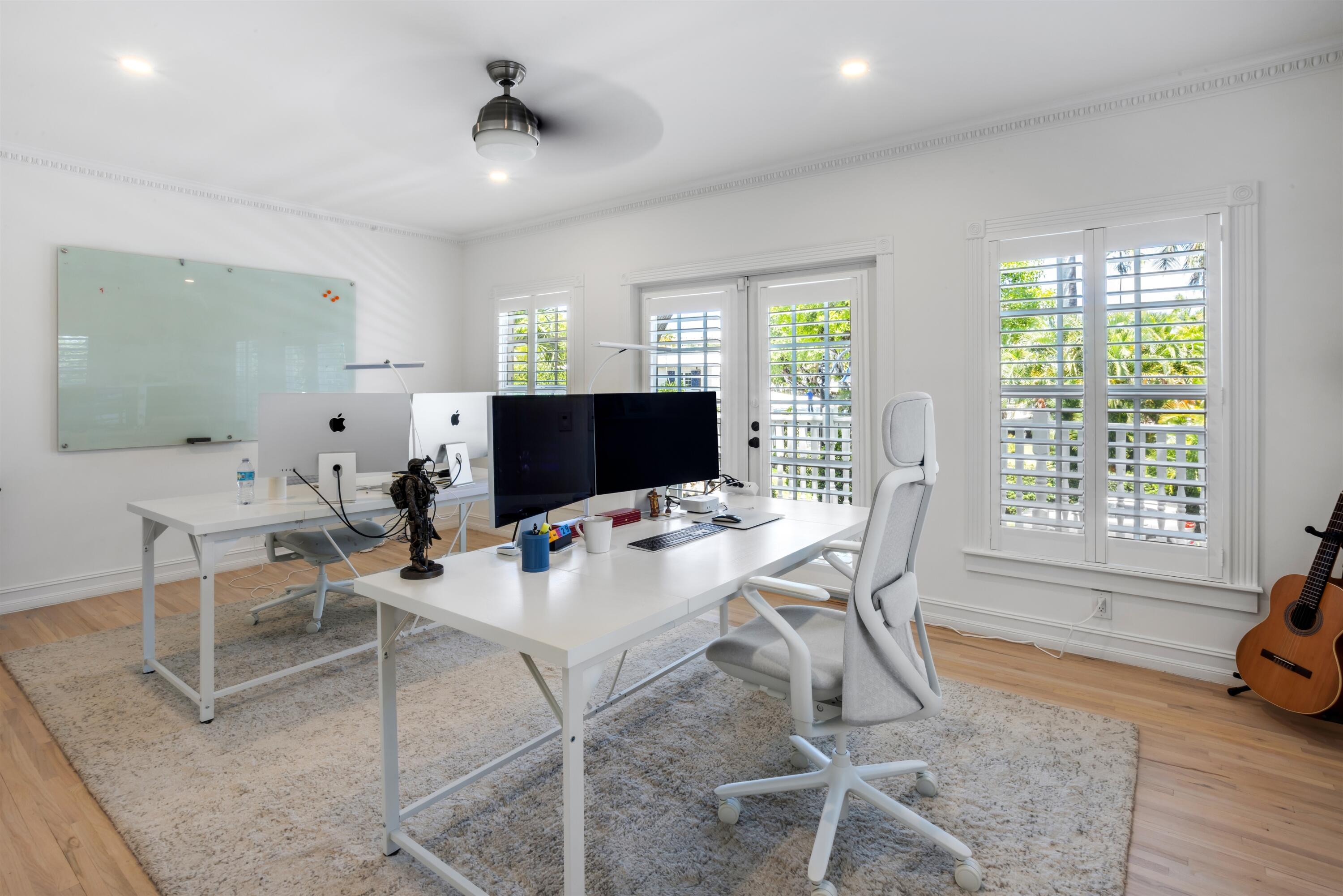 CORAL ISLES - Residential