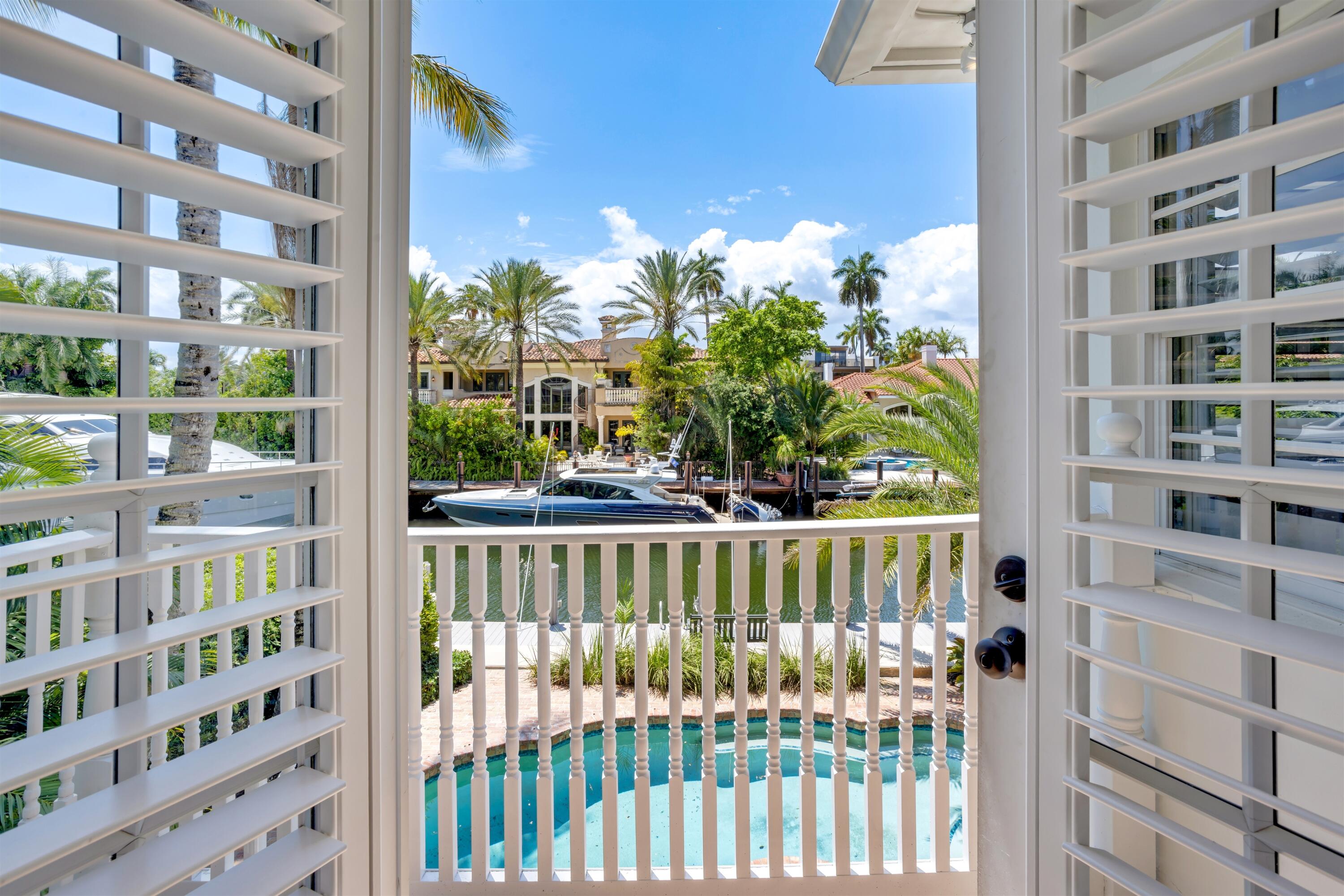 CORAL ISLES - Residential