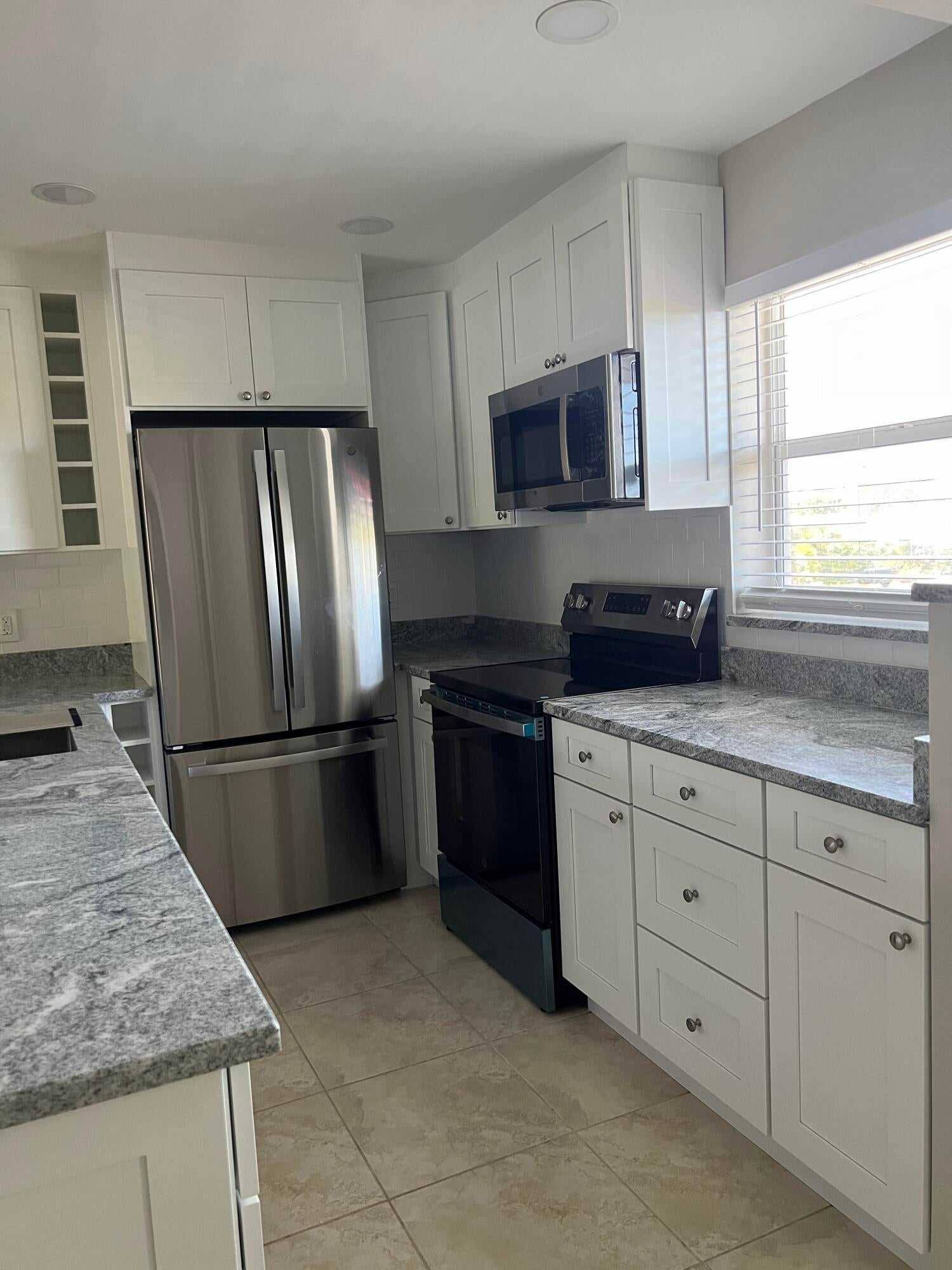 230 NE 26th Avenue 207