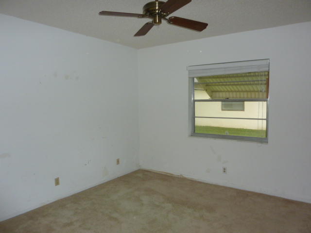 Los Mangos - Residential