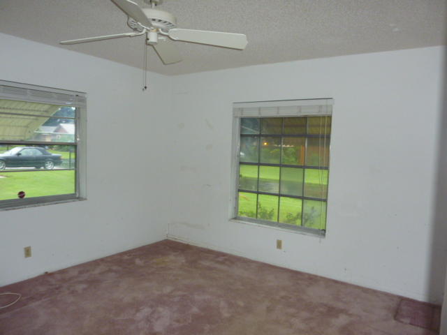 Los Mangos - Residential