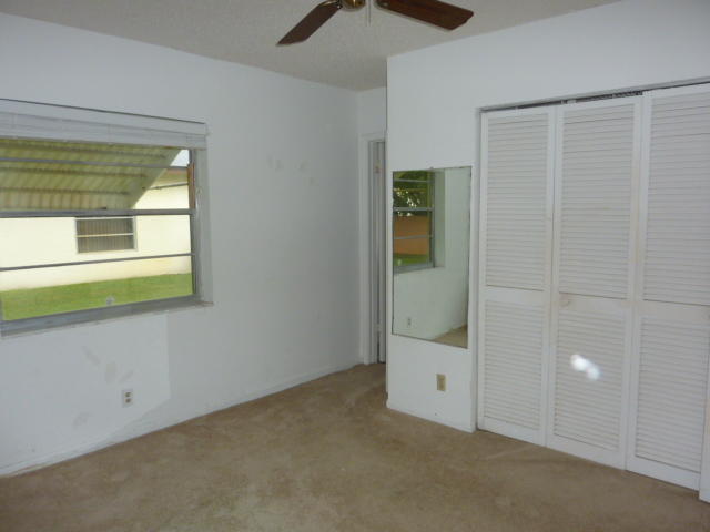 Los Mangos - Residential