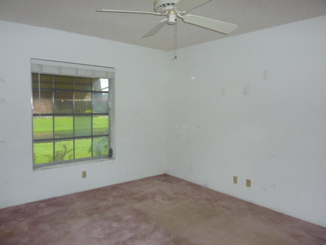 Los Mangos - Residential