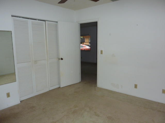 Los Mangos - Residential