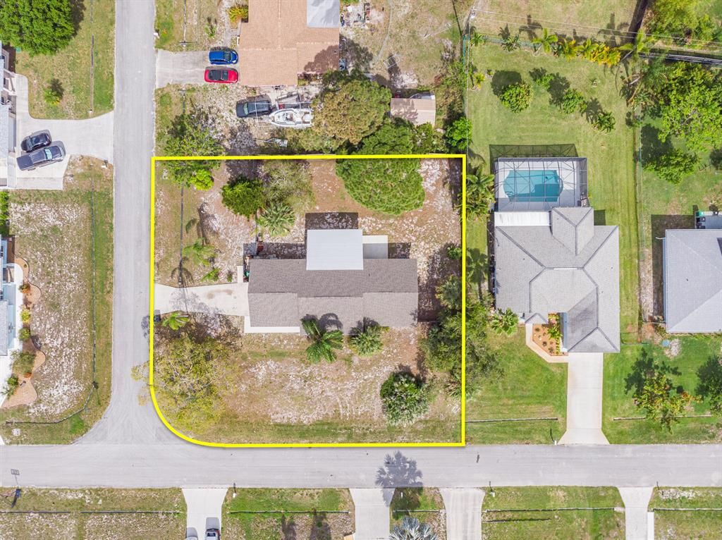 Photo of 602 SE Ridgely Avenue, Port St Lucie, FL 34983 (MLS # R10883606)