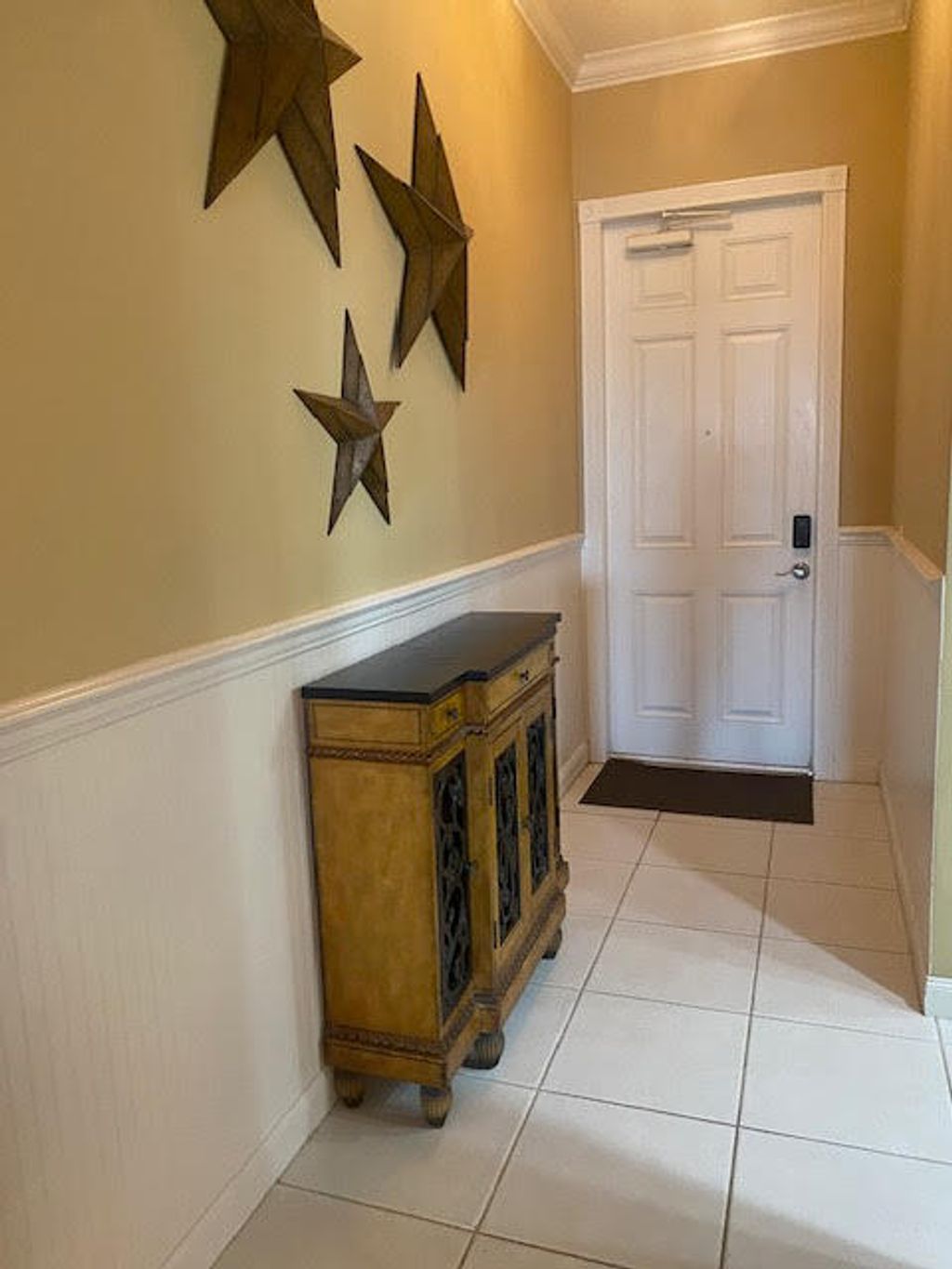 Photo of 20 Harbour Isle Drive W #106, Fort Pierce, FL 34949 (MLS # R10947140)