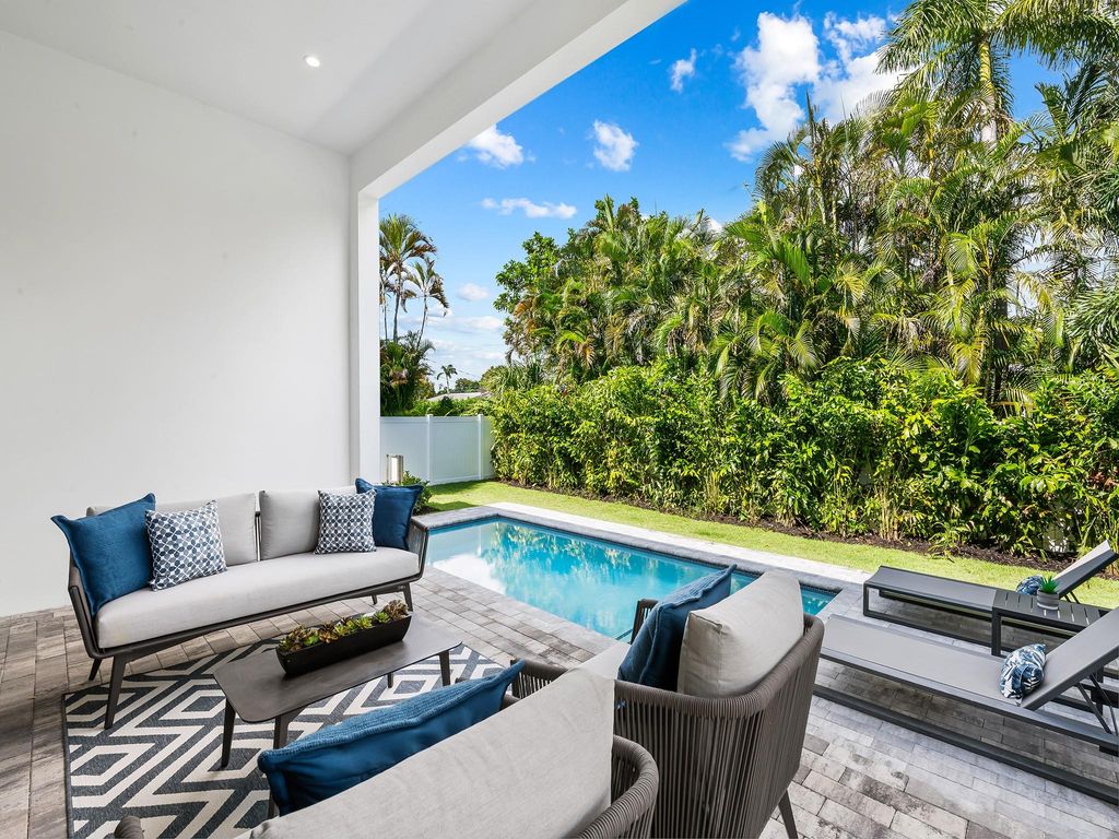 Photo of 1315 NE 17th Avenue, Fort Lauderdale, FL 33304 (MLS # F10460047)