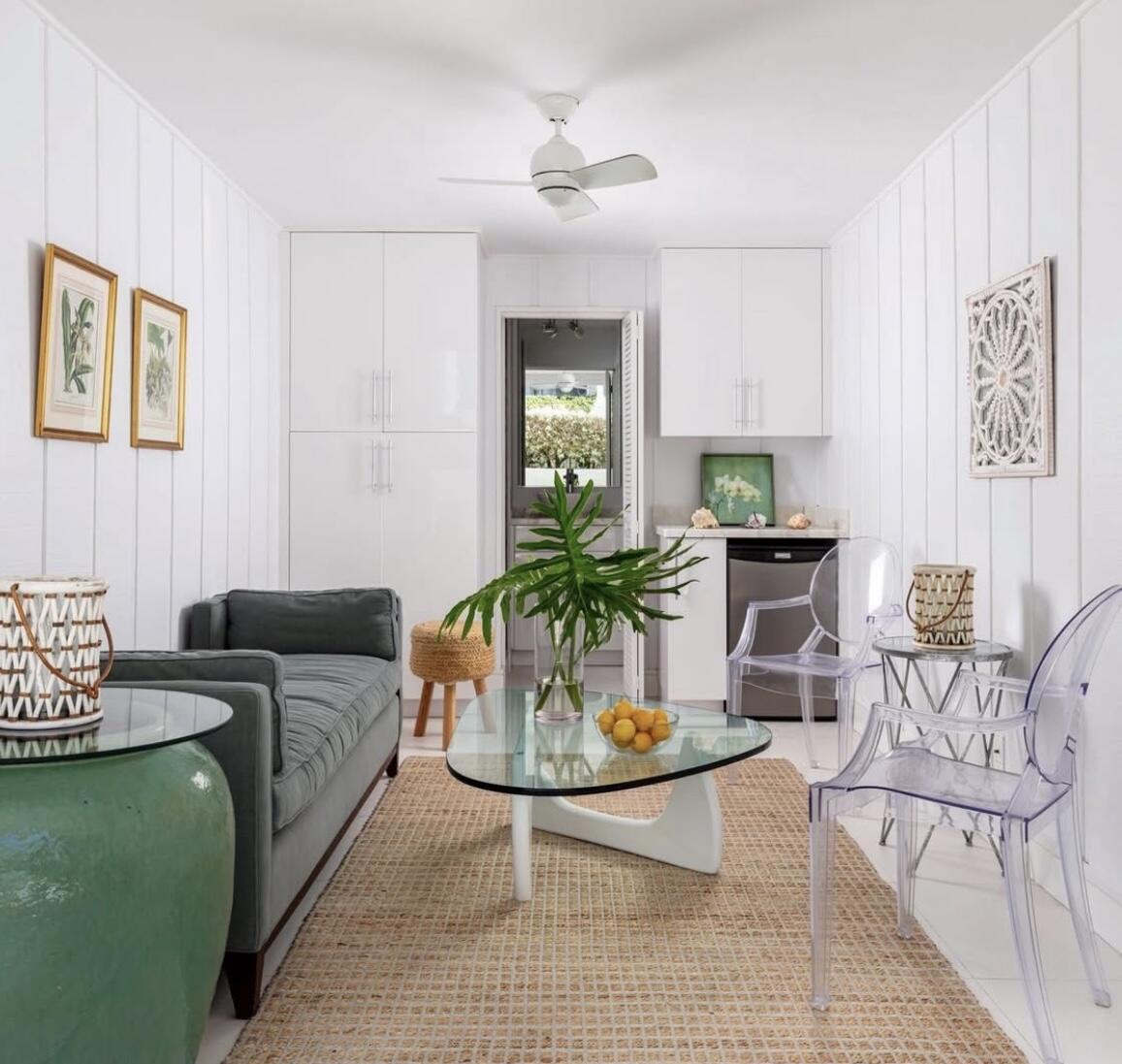 REEF CONDO - Residential