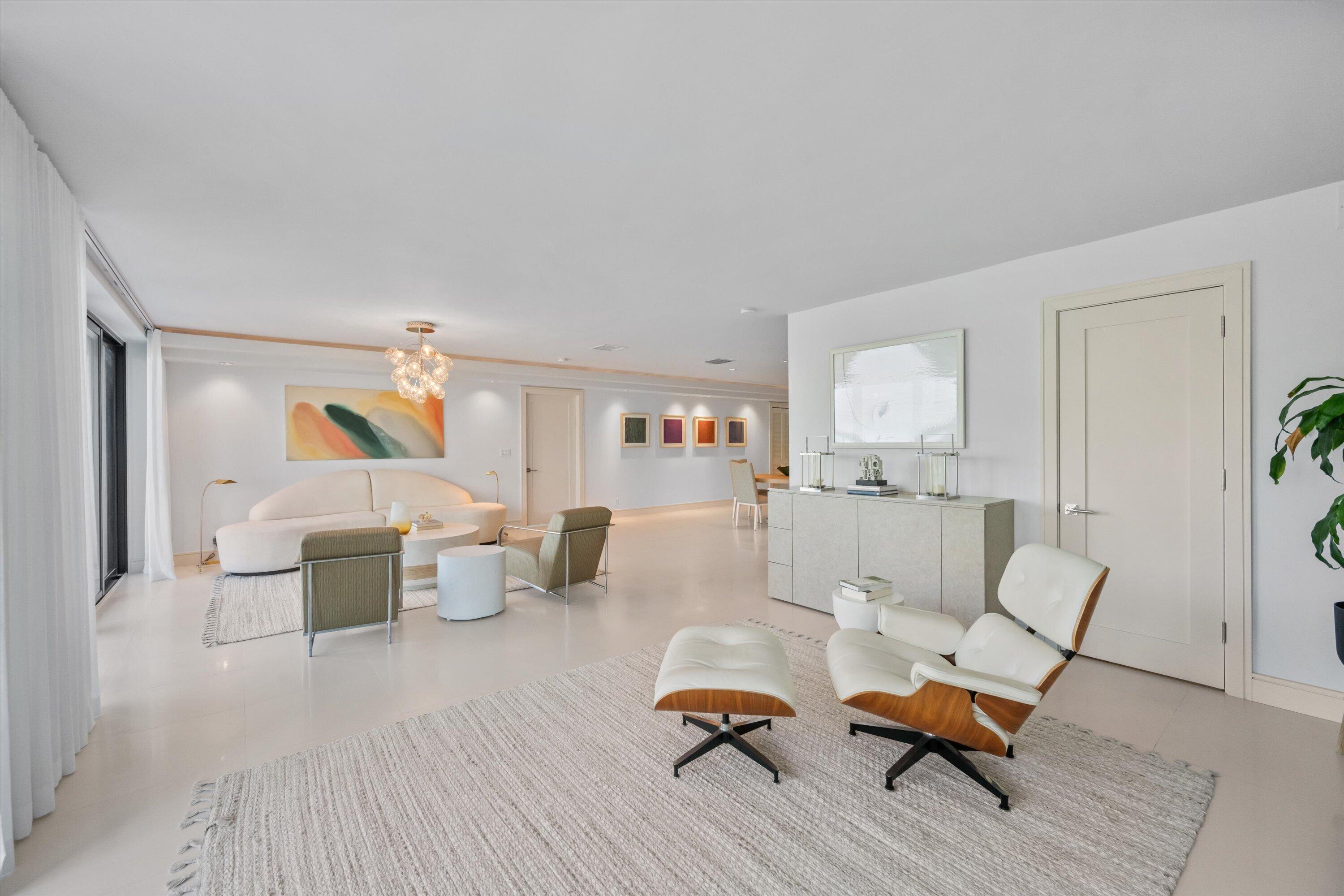 REEF CONDO - Residential