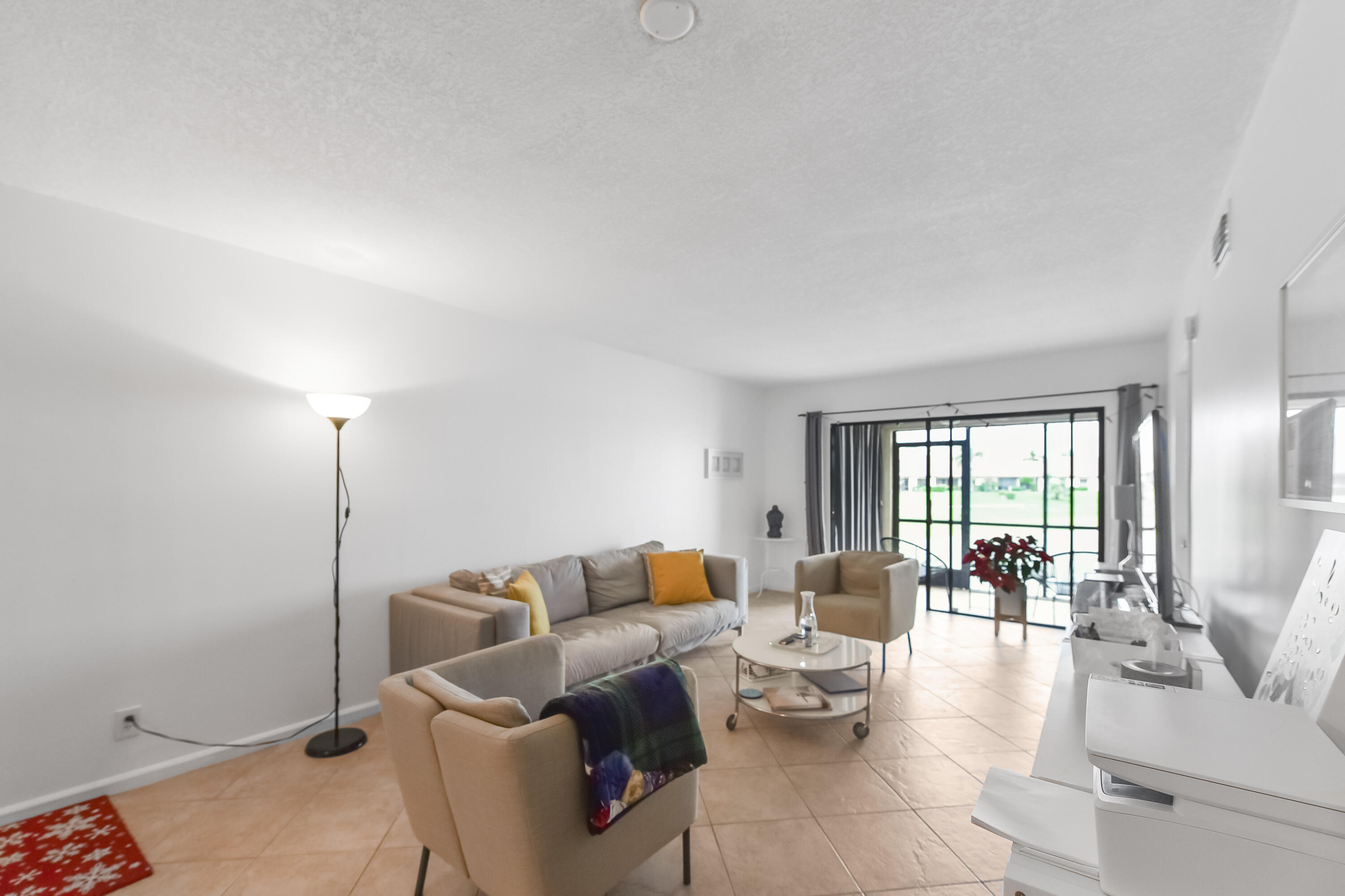 LAKE WINDWOOD CONDO - Residential Lease