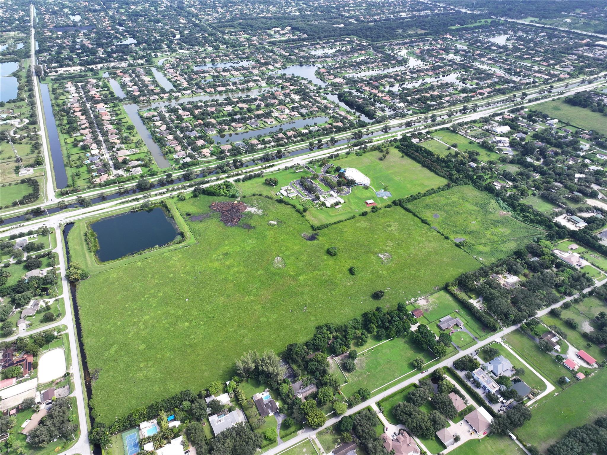 SUNSHINE RANCHES - Land