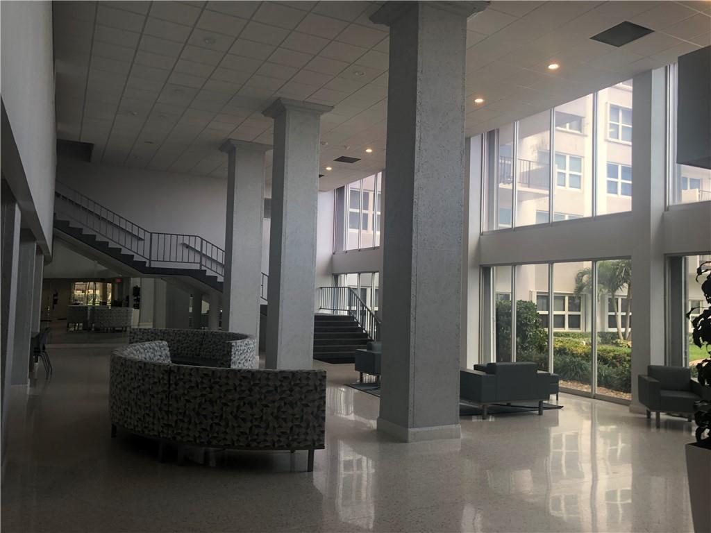 Parliament House Condo - Residential