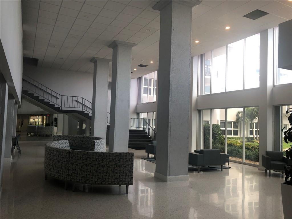 Parliament House Condo - Residential