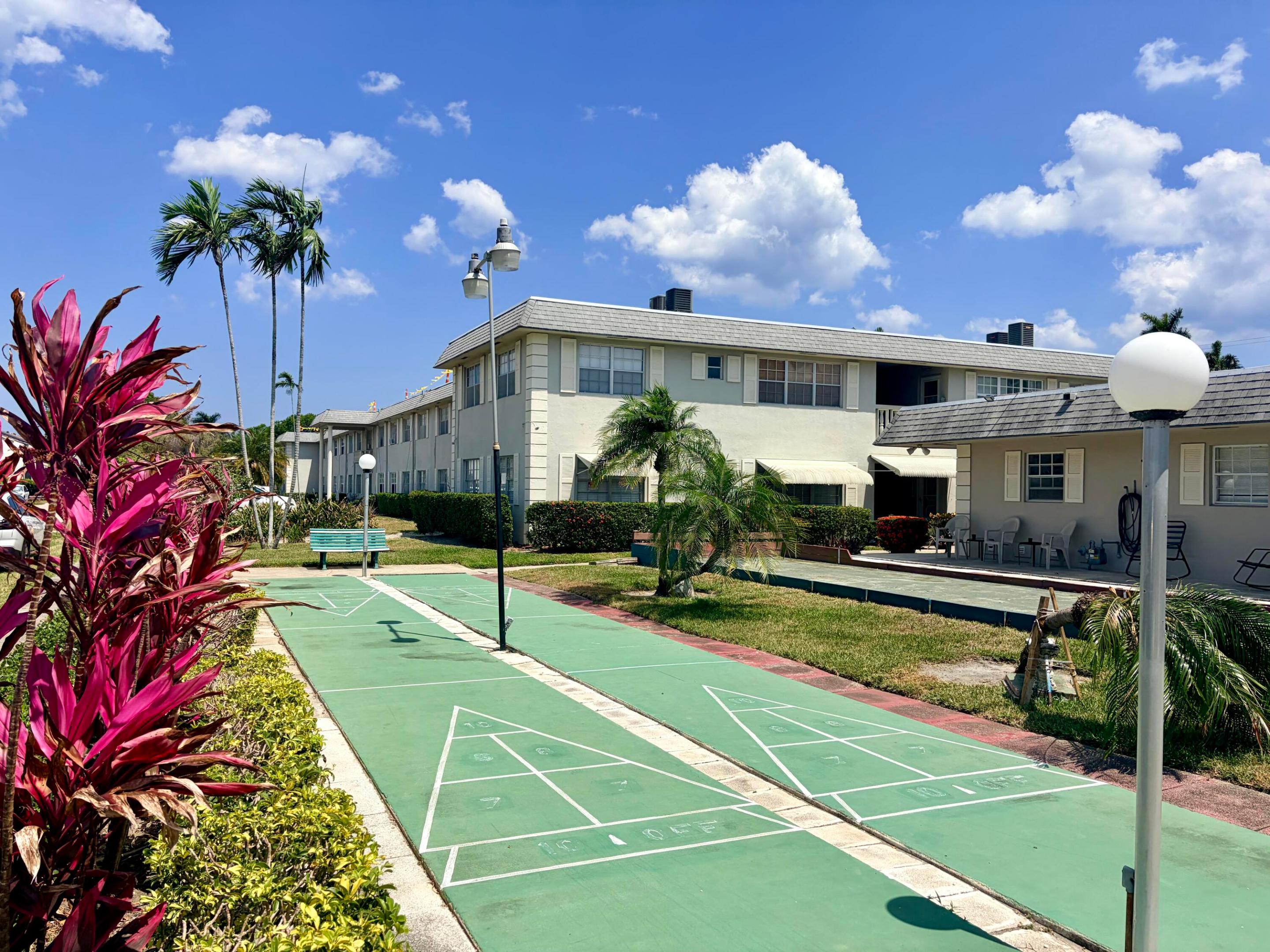 MAYFAIR APT CO-OP - Residential