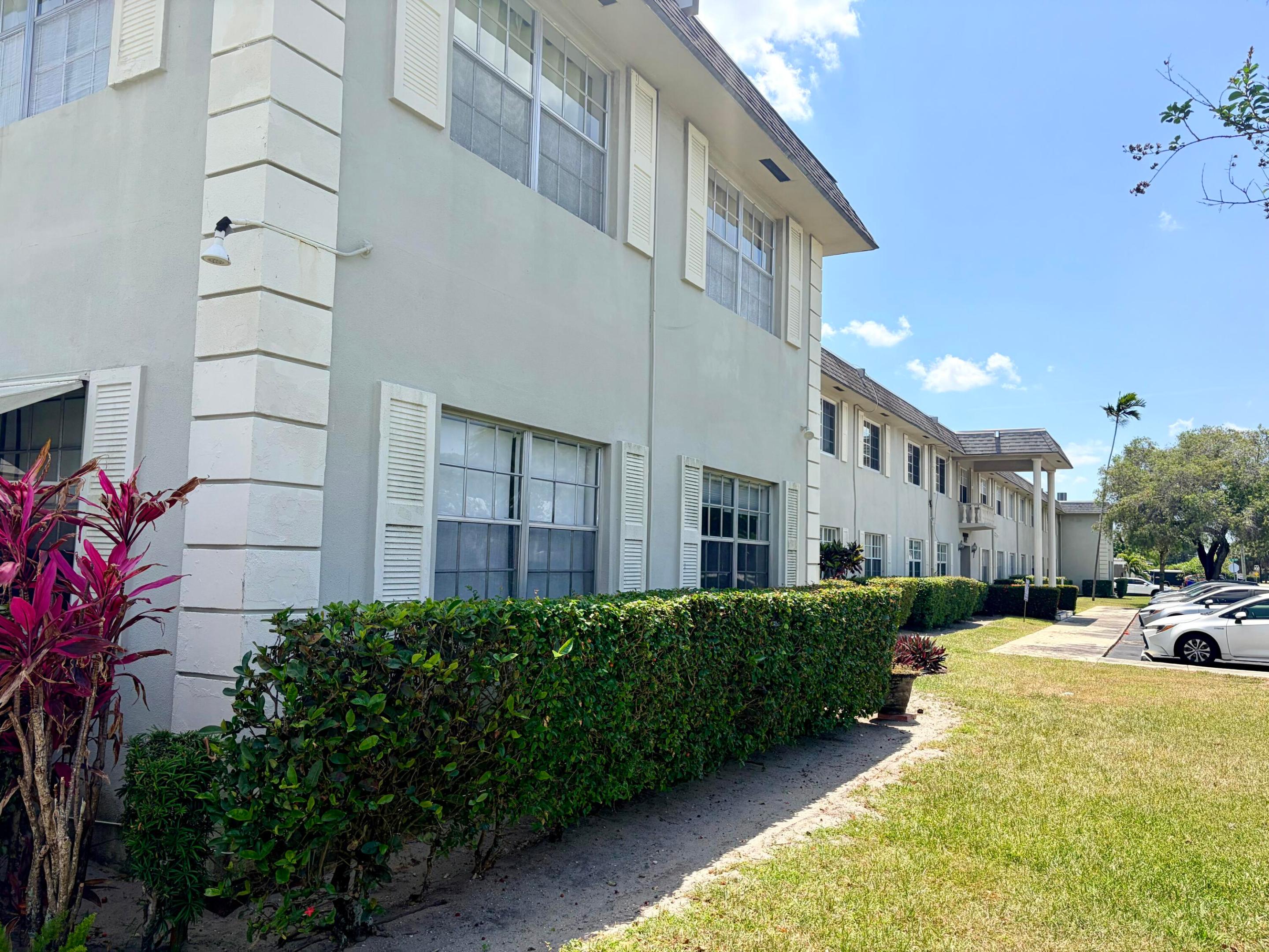 1560 Mckinley Street 115w